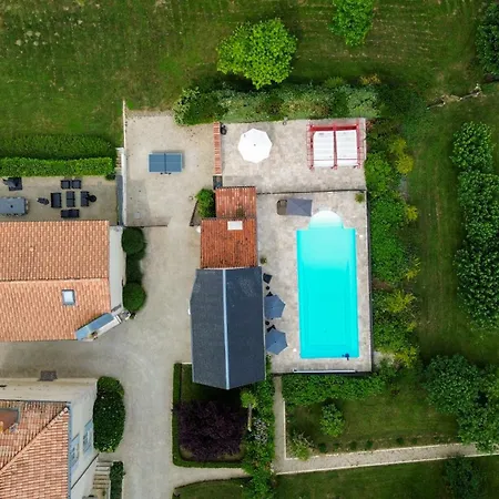Domaine De La Denerie With Pool Сasa de vacaciones *