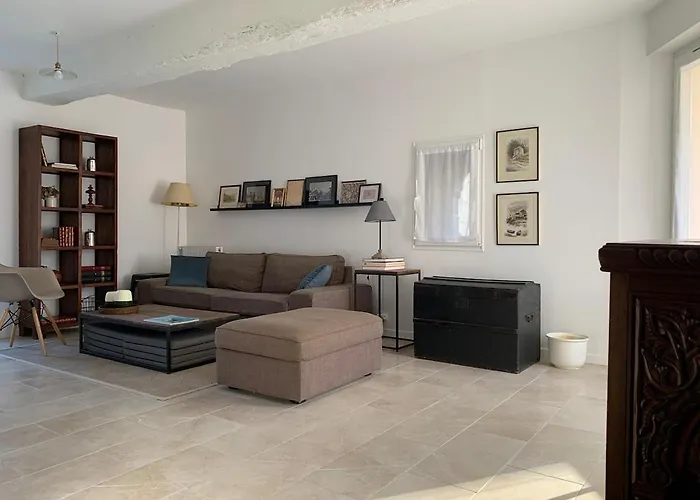 Domaine De La Denerie With Pool Дом отдыха