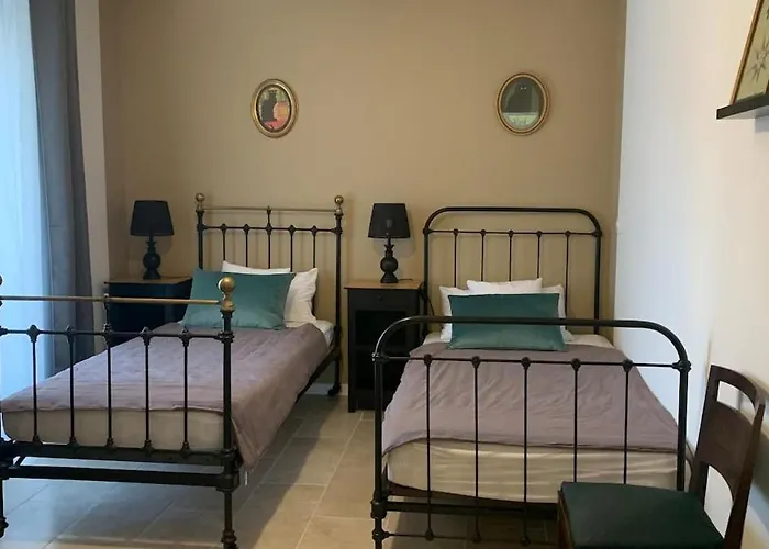 Дом отдыха Domaine De La Denerie With Pool La Jaudonniere